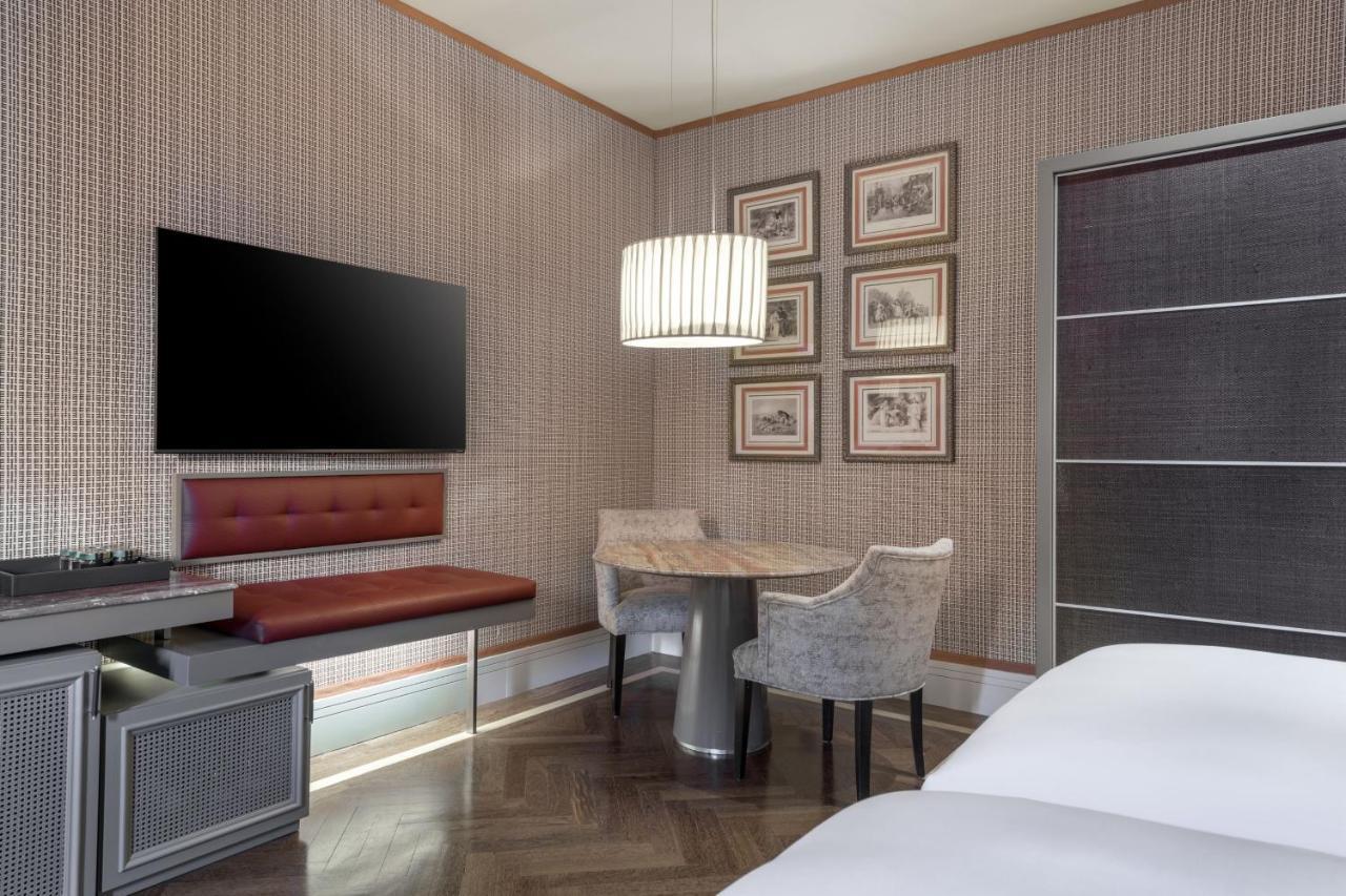 Santo Mauro, A Luxury Collection Hotel, Madrid Bagian luar foto